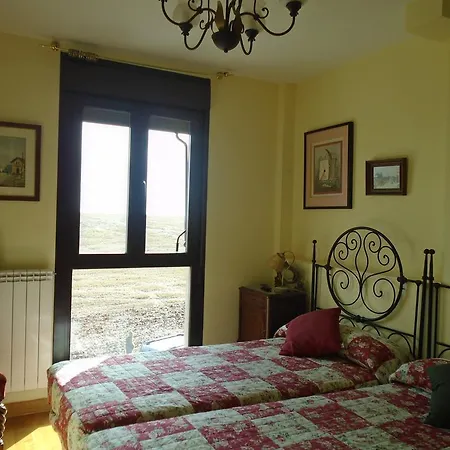Albergue Victoria Ciruena Exterior photo
